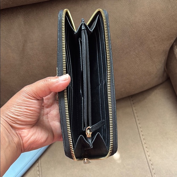 Michael Kors Black Saffiano Leather Wallet - Picture 6 of 6